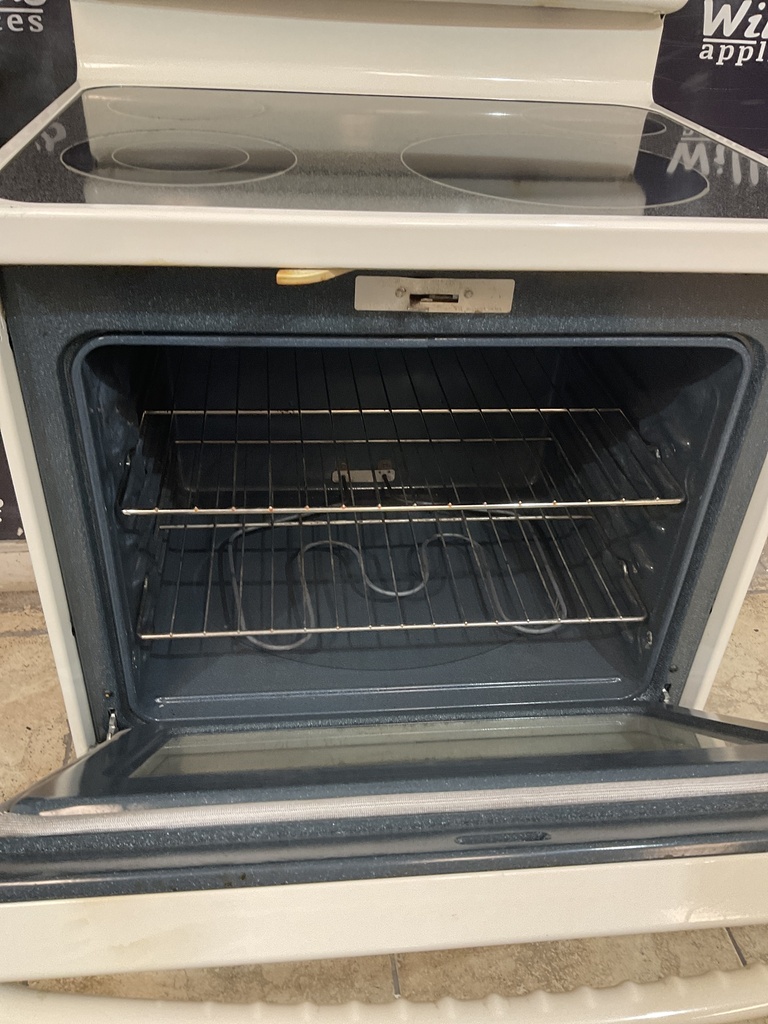 Ge Used Electric Stove 220volts (40/50 AMP) 30inches {no cord} (Bisque) 