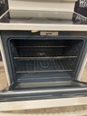 Ge Used Electric Stove 220volts (40/50 AMP) 30inches {no cord} (Bisque) 