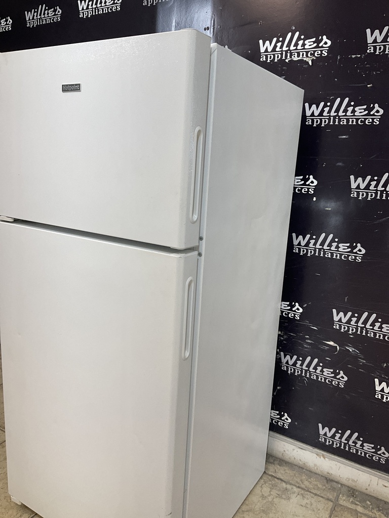 Hotpoint Used Refrigerator Top and Bottom 28x61 (White) 