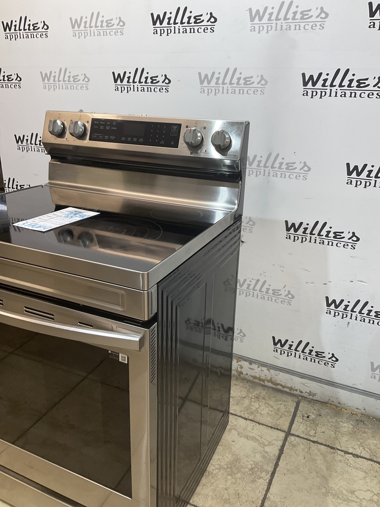 Samsung Used Electric Stove 30inches {3 prong} 