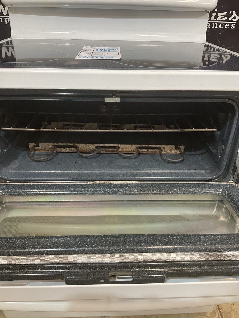 Ge Used Electric Stove Double Oven 220volts (40/50 AMP) 30inches {3 prong} (White) 