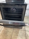 Frigidaire Used Electric Stove 220volts (40/50 AMP) 30inches {no cord} 