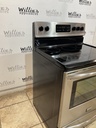 Frigidaire Used Electric Stove 220volts (40/50 AMP) 30inches {4 prong} (Stainless Steel) 