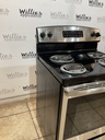 Ge Used Electric Stove 220volts (40/50 AMP) 30inches {no cord} (Stainless steel) 
