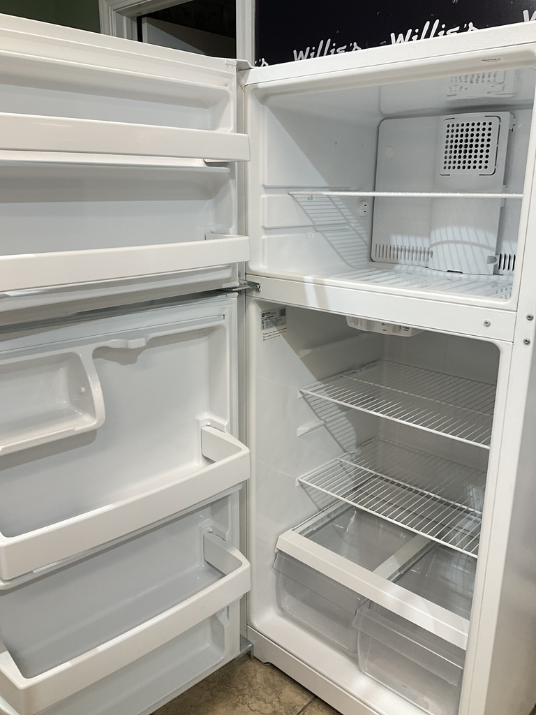 Hotpoint Used Refrigerator top and bottom 28x61 1/2” (White)