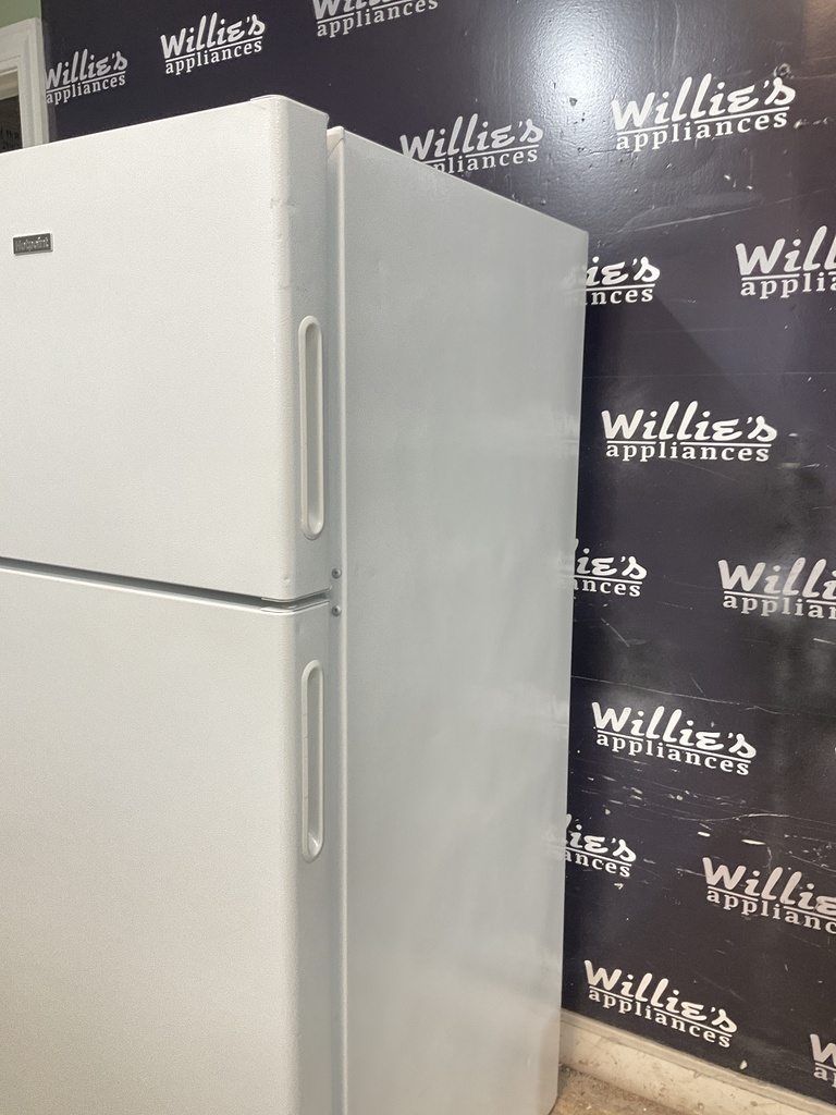 Hotpoint Used Refrigerator Top and Bottom 28x61 1/2” (White) 