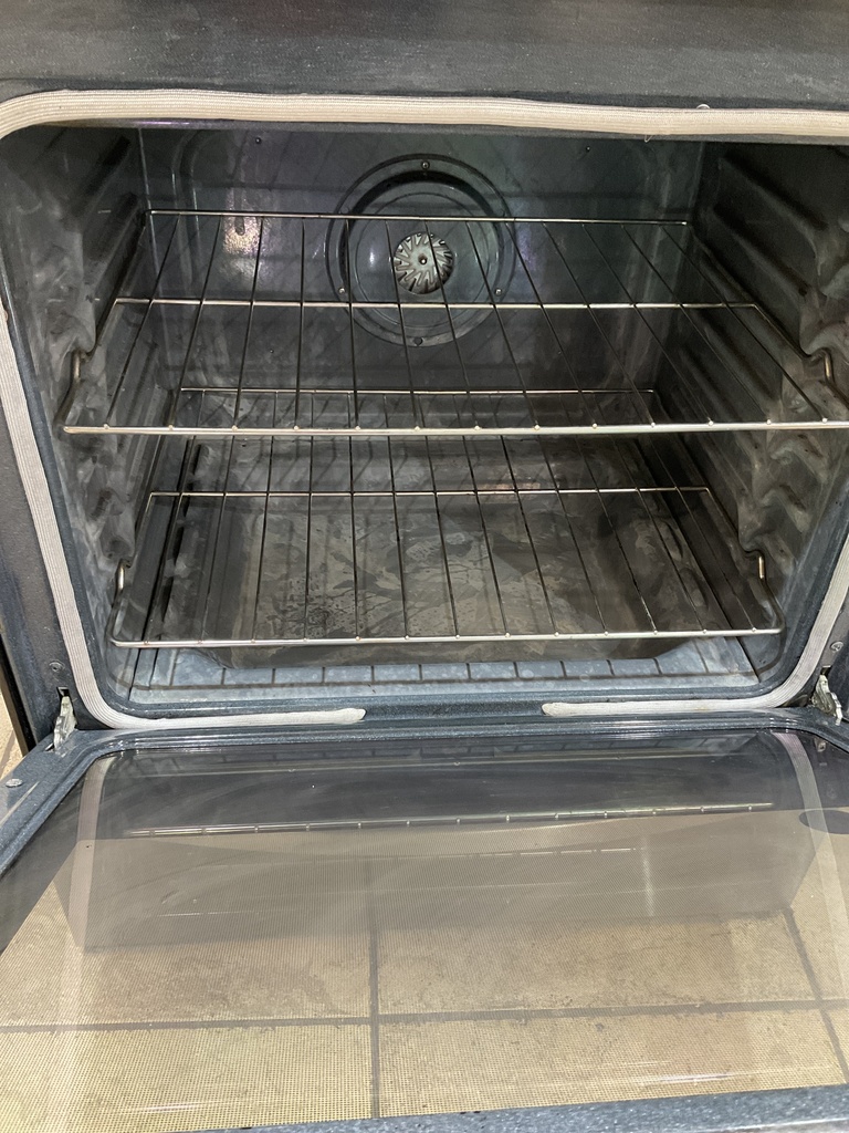 Whirlpool Used Electric Stove 220volts (40/50 AMP) 30inches {4 prong} (Stainless steel) 