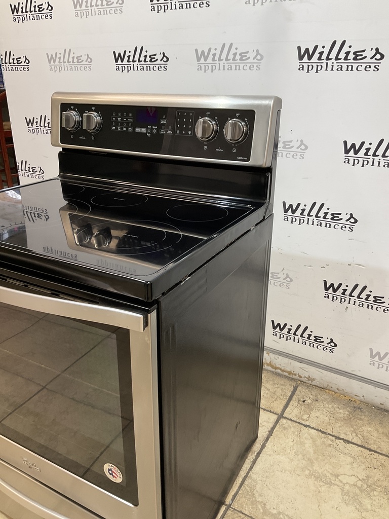 Whirlpool Used Electric Stove 220volts (40/50 AMP) 30inches {4 prong} (Stainless steel) 
