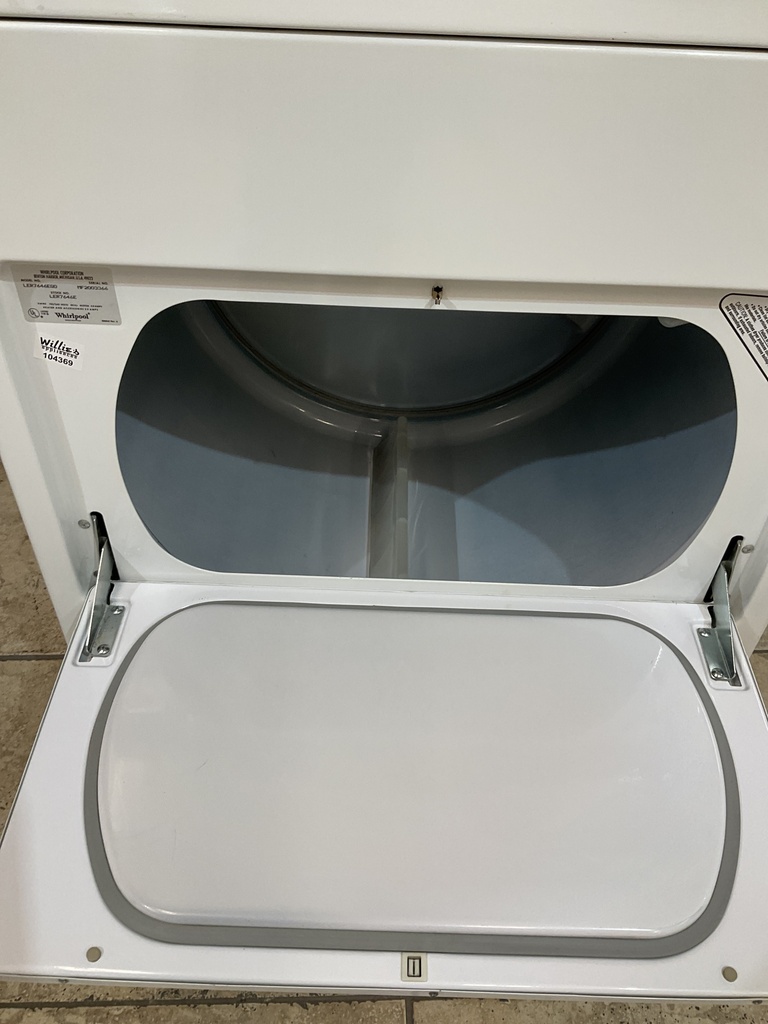 Whirlpool Used Electric Dryer 220volts (40/50 AMP) 29inches {3 prong} 