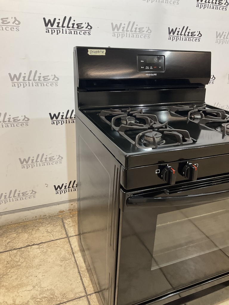 Frigidaire Used Gas Propane Stove 30inches (Black) 