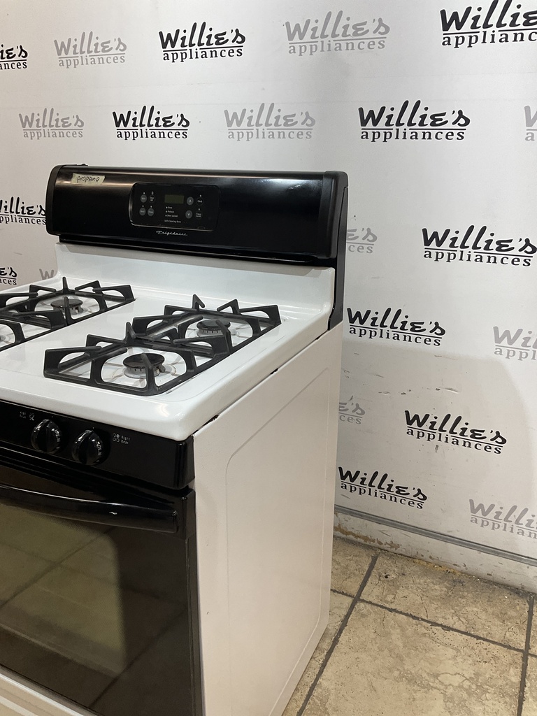 Frigidaire Used Gas Propane Stove 30inches (White/Black) 