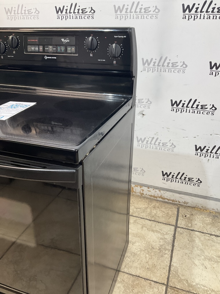 Whirlpool Used Electric Stove 220volts (40/50 AMP) 30inches {3 prong} (Black) 