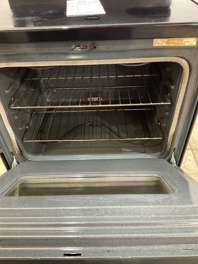 Whirlpool Used Electric Stove 220volts (40/50 AMP) 30inches {3 prong} (Black) 