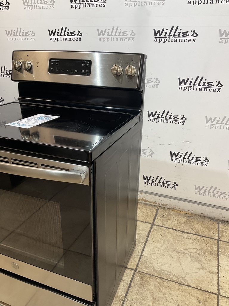 Ge Used Electric Stove 220volts (40/50 AMP) 30inches {no cord} (Stainless Steel)