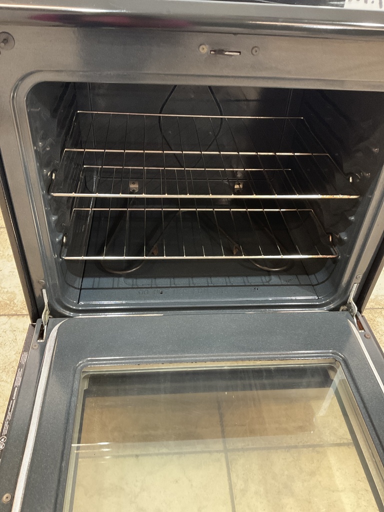Frigidaire Used Electric Stove 220volts (40/50 AMP) 30inches {no cord} (Stainless steel) 
