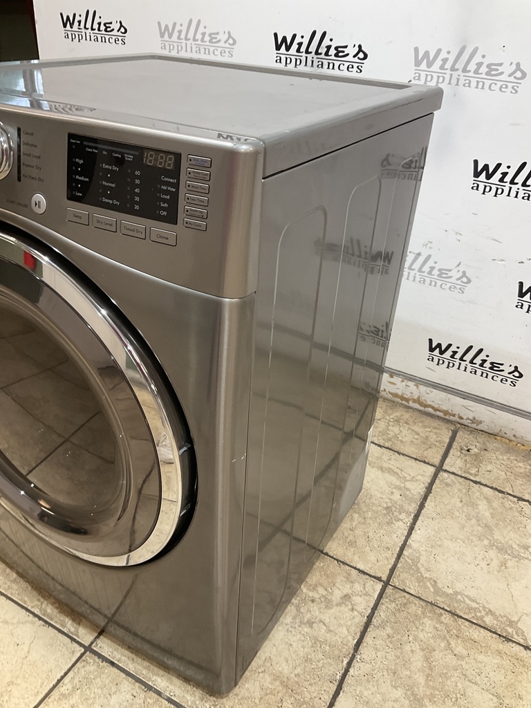 Kenmore Used Electric Dryer 220volts (30 AMP) 27inches {3 prong} (Grey) 