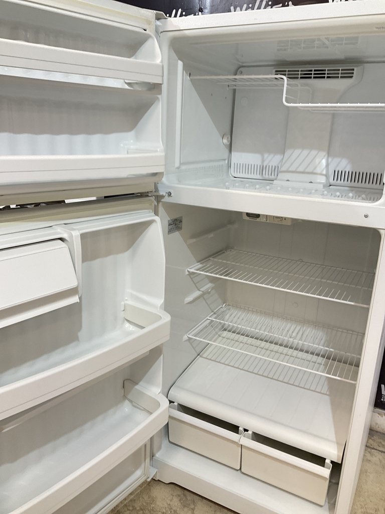 Hotpoint Used Refrigerator Top and Bottom 28x61 1/2” (White)