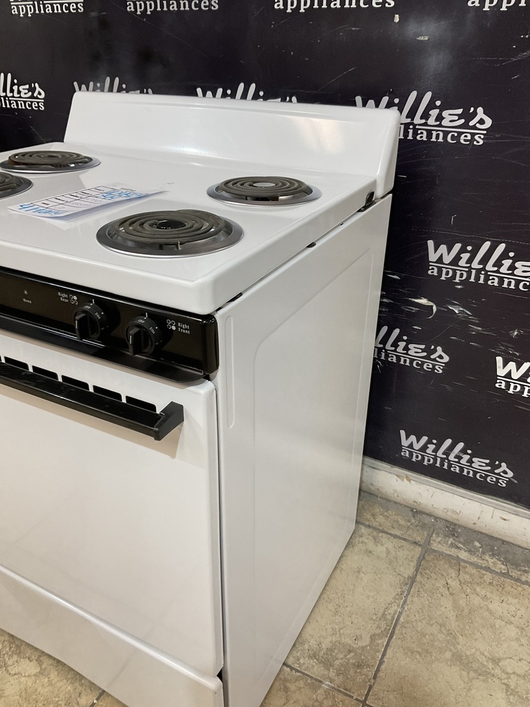Frigidaire Used Electric Stove 220volts (40/50 AMP) 30inches {4 prong} (White) 