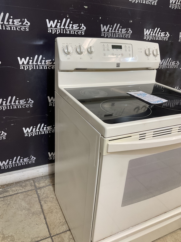 Kenmore Used Electric Stove 220volts (40/50 AMP) 30inches {4 prong} (Bisque) 