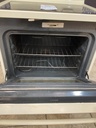 Ge Used Electric Stove 220volts (40/50 AMP) 30inches {no cord} (Bisque) 
