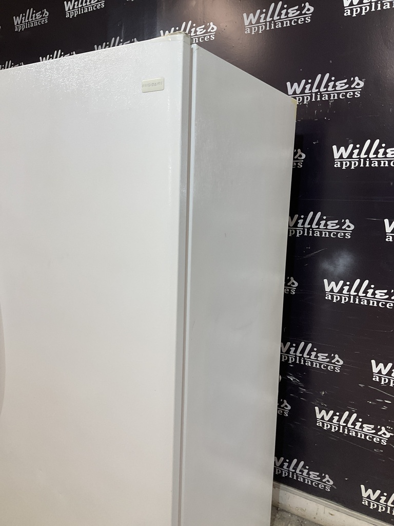 Frigidaire Used Freezer Upright 32x65 (White) 