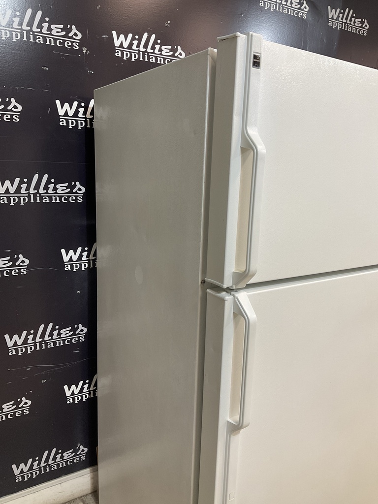 Hotpoint Used Refrigerator Top and Bottom 28x61 1/2” (White) 