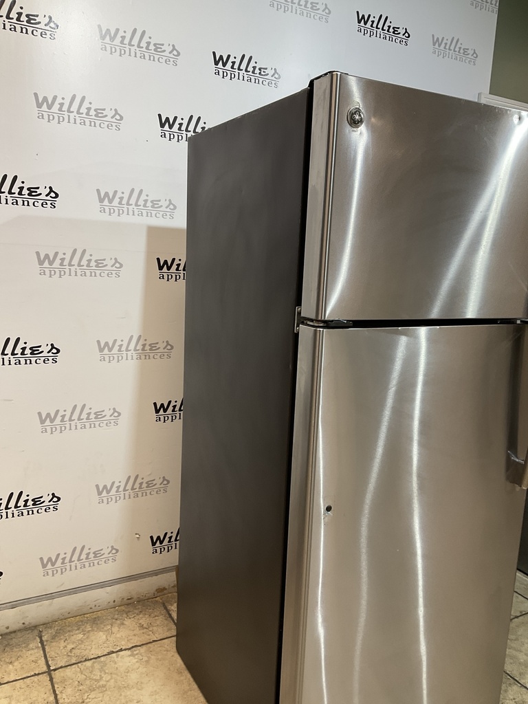 Ge Used Refrigerator Top and Bottom 28x66 1/2” (Stainless Steel) 