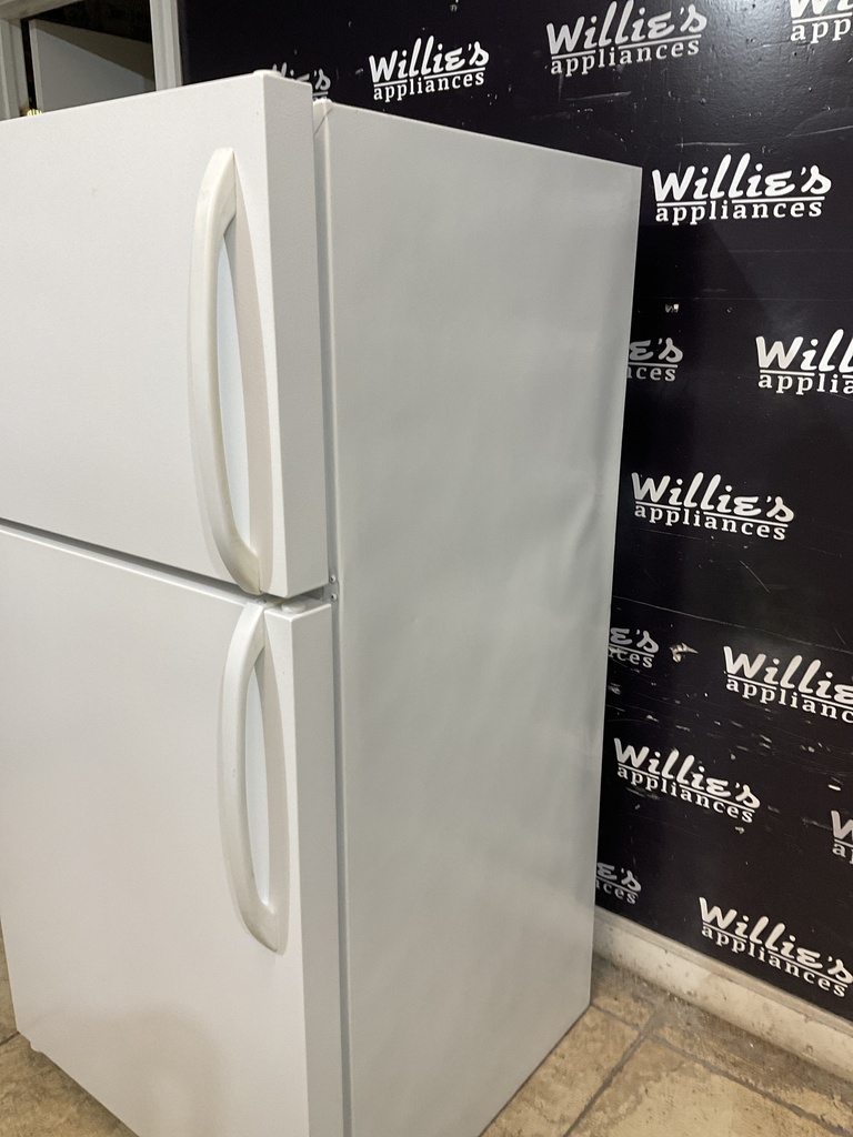 Frigidaire Used Refrigerator Top and Bottom 28 1/2” x 60” (White)