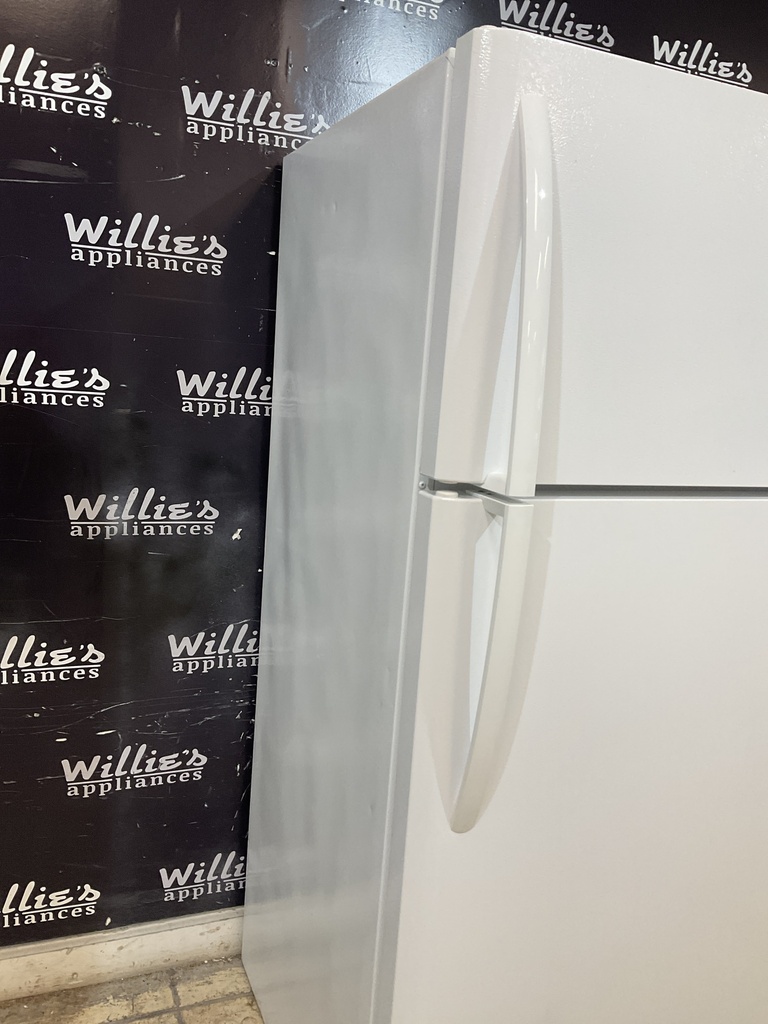 Frigidaire Used Refrigerator Top and Bottom 30x66 (white) 