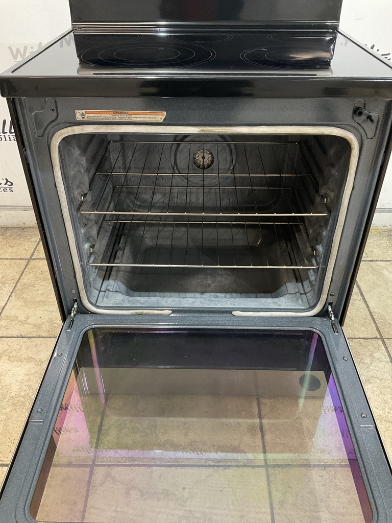 Whirlpool Used Electric Stove 220volts (40/50 AMP) 30inches {no cord} (Stainless Steel) 