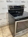 Whirlpool Used Electric Stove 220volts (40/50 AMP) 30inches {no cord} (Stainless Steel) 