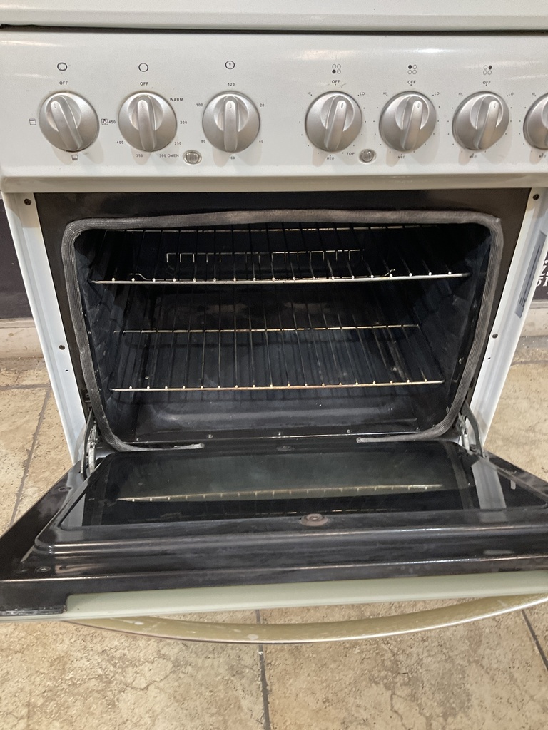 Willie’s Used Electric Stove 220volts (40/50 AMP) 23 1/2” {3 prong} (White)  