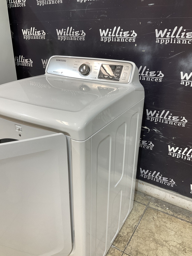 Samsung Used Electric Dryer 220volts (30 AMP) 27inches (white) 