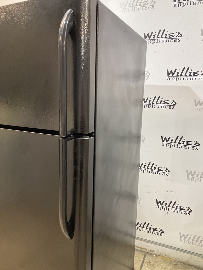 Frigidaire Used Refrigerator Top and Bottom 30x65 1/2” (Black)