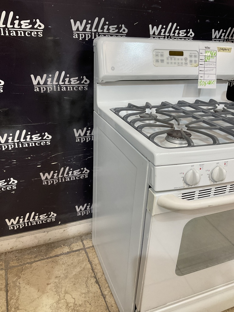 Ge Used Gas Propane Stove 30inches (White) 