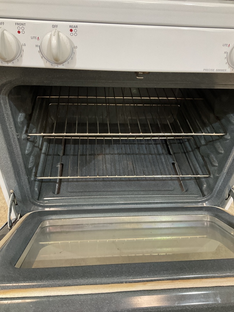 Ge Used Gas Propane Stove 30inches (White) 