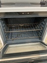 Ge Used Electric Stove 220volts (40/50 AMP) 30inches {no cord} (white) 