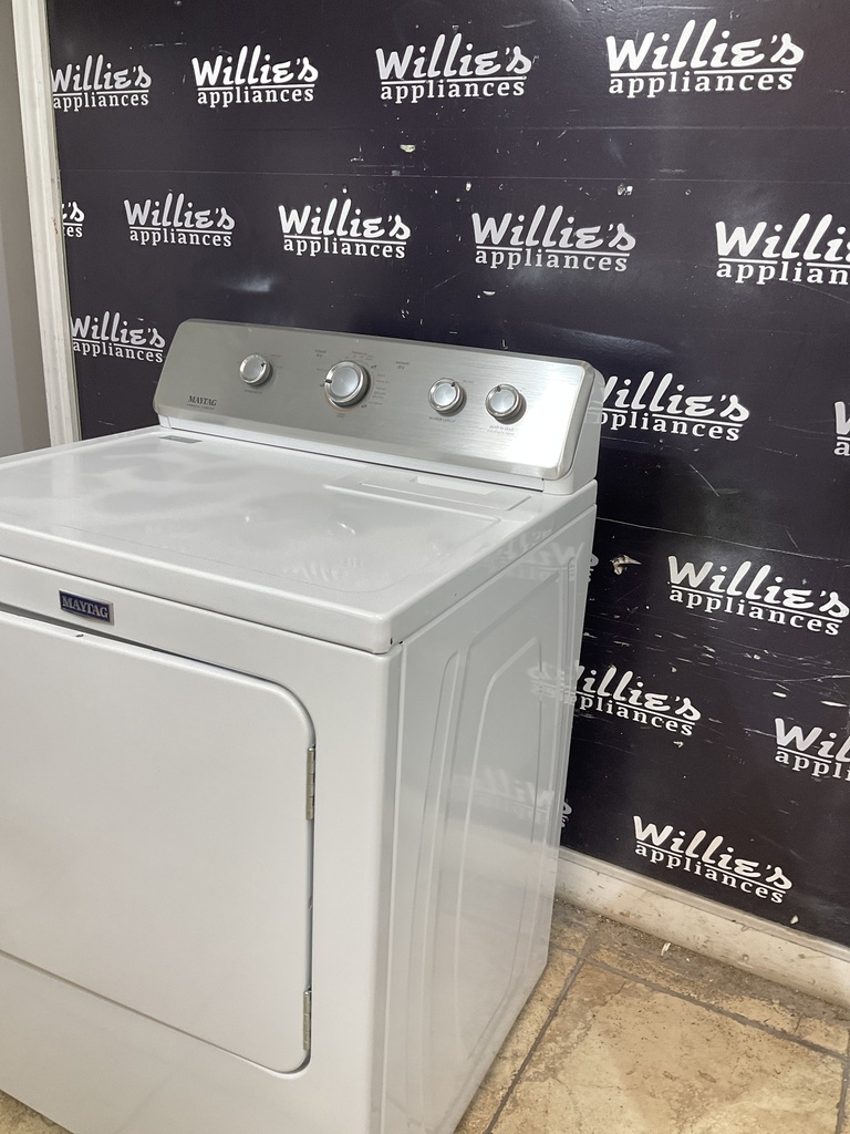 Maytag Used Electric Dryer 220volts (30 AMP) 29inches {4 prong} (White) 