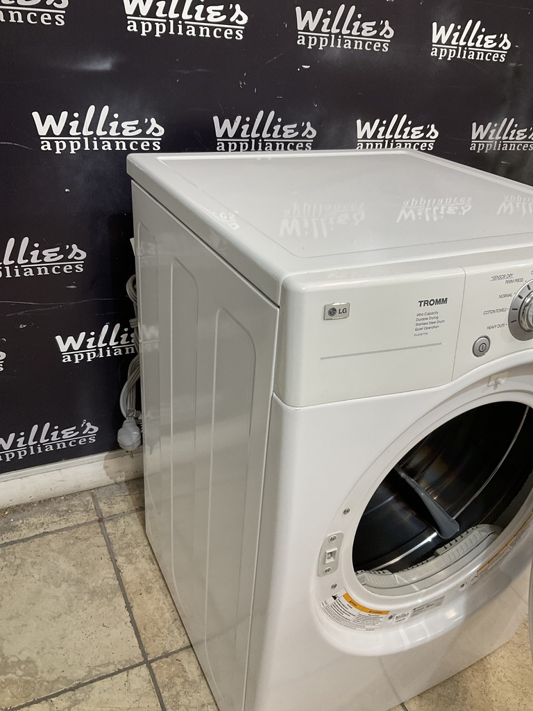 Lg Used Electric Dryer 220volts (30 AMP) 27inches {3 prong} (White) 