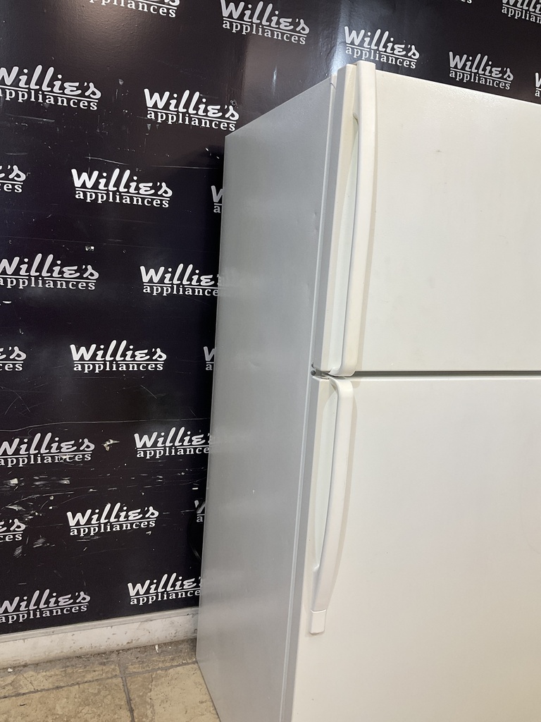 Whirlpool Used Refrigerator Top and Bottom 33x66 (White) 
