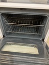 Frigidaire Used Electric Stove 220volts (40/50 AMP) 30inches {3 prong} (White) 
