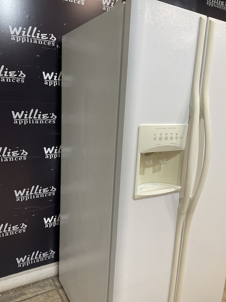 Frigidaire Used Refrigerator Side by Side 34x69 (White) 