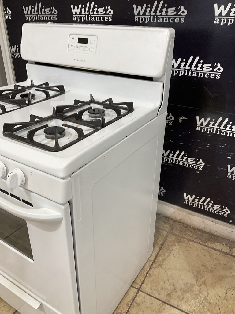 Frigidaire Used Natural Gas Stove 30inches (white) 