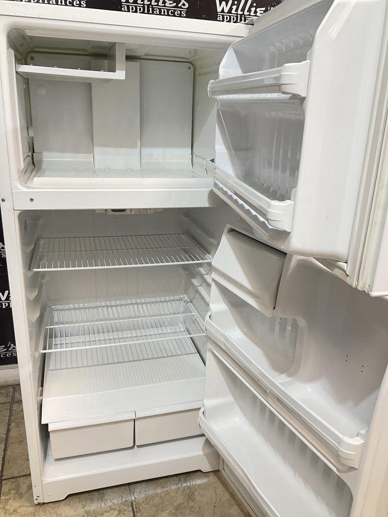 Hotpoint Used Refrigerator Top and Bottom 28x61 1/2” (White) 