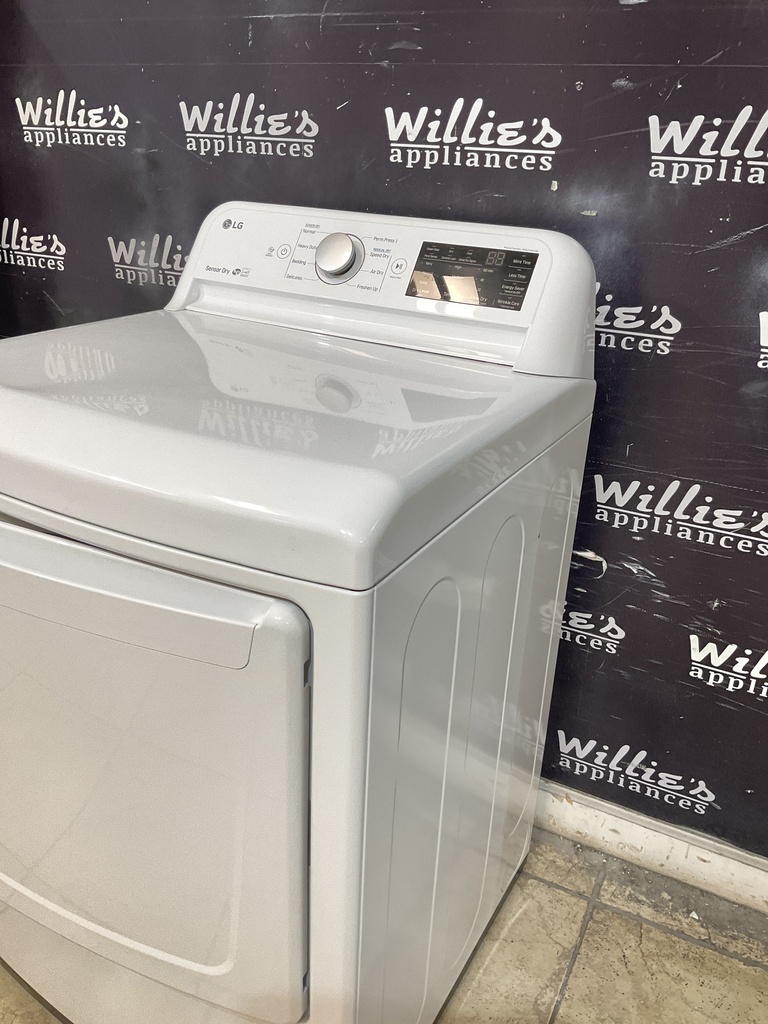 Lg Used Electric Dryer 220volts (30AMP) 27inches {no cord} (white) 