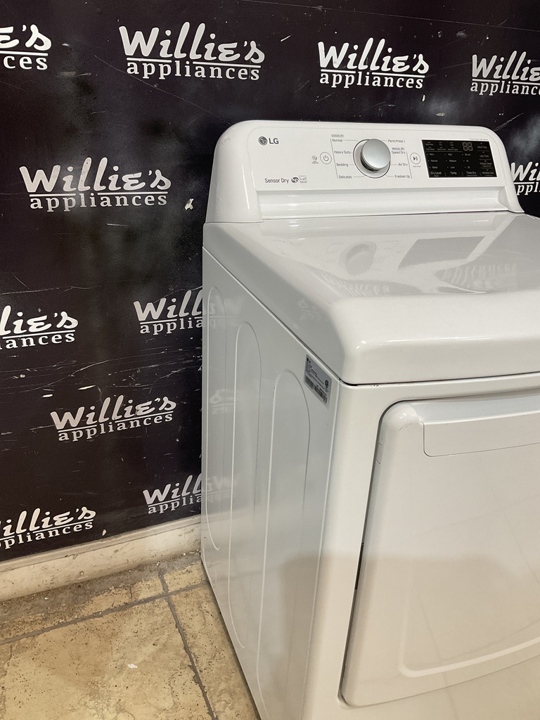 Lg Used Electric Dryer 220volts (30AMP) 27inches {no cord} (white) 