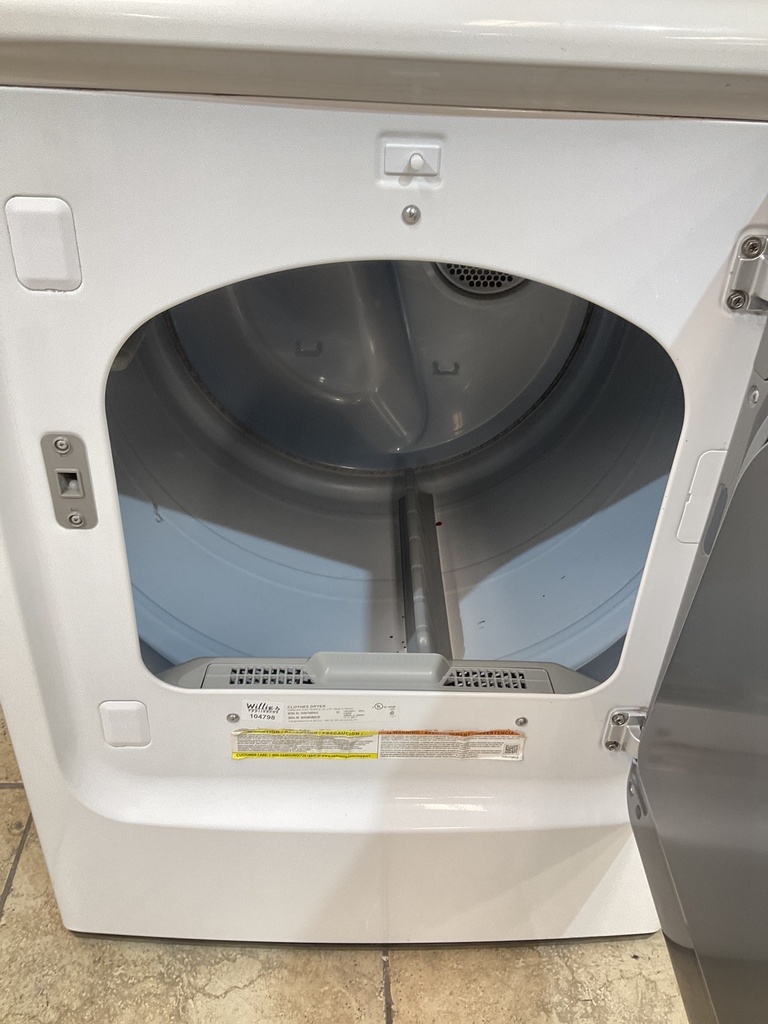 Samsung Used Electric Dryer 220volts (30 AMP) 27inches {3 prong} (White) 