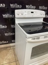 Ge Used Electric Stove 220volts (40/50 AMP) 30inches {3 prong} (White) 