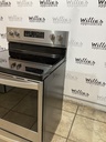 Whirlpool Used Electric Stove 220volts (40/50 AMP) 30inches {3 prong} (Stainless steel) 