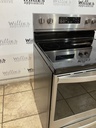 Whirlpool Used Electric Stove 220volts (40/50 AMP) 30inches {3 prong} (Stainless steel) 
